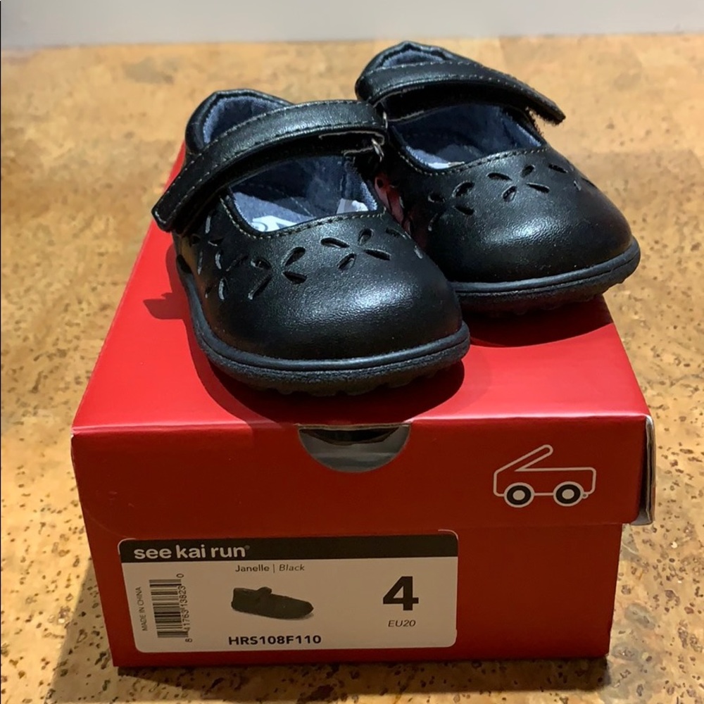 See Kai Run Black Shoes Toddler Girls Size 4
